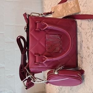 Steve Madden Bbabi Cranberry Crossbody bag